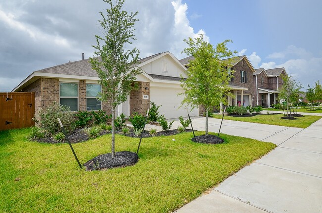 Photo - 27127 Breakaway Ln