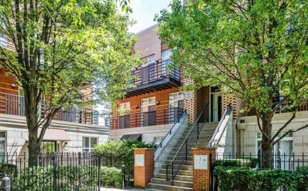 Photo - 1033 E 46th St Unidad 603 Rental