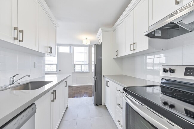Photo - Avenue Park Apartments Unit 00310
