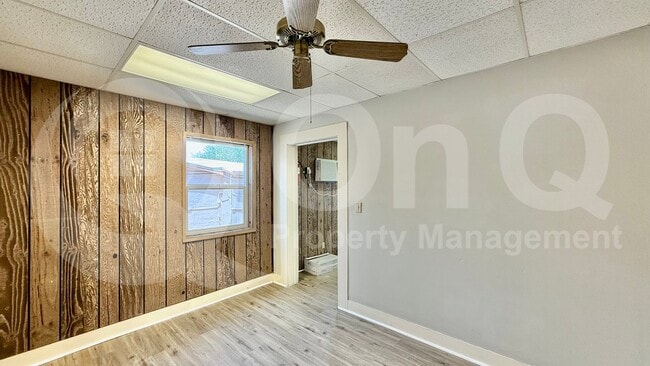 Photo - 901 N Arbor Ave