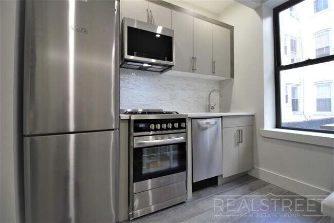 Photo - Modern 2 Bed in Park Slope Unit 2B