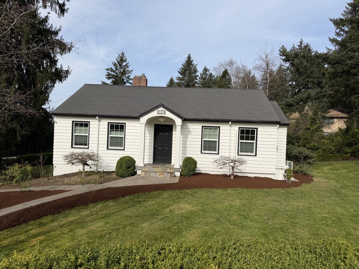 Photo - 1815 SW Sunset Blvd