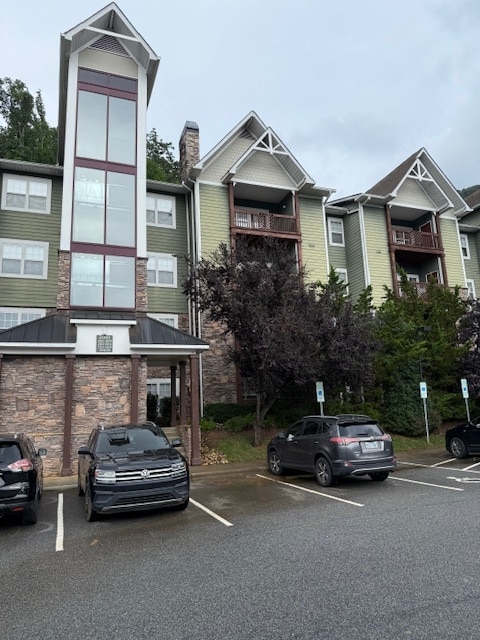 Building Photo - 2000 Olde Eastwood Village Blvd Unit 104