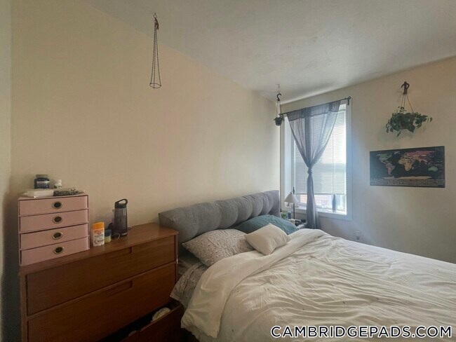 Photo - 1056 Cambridge St Unit 2R