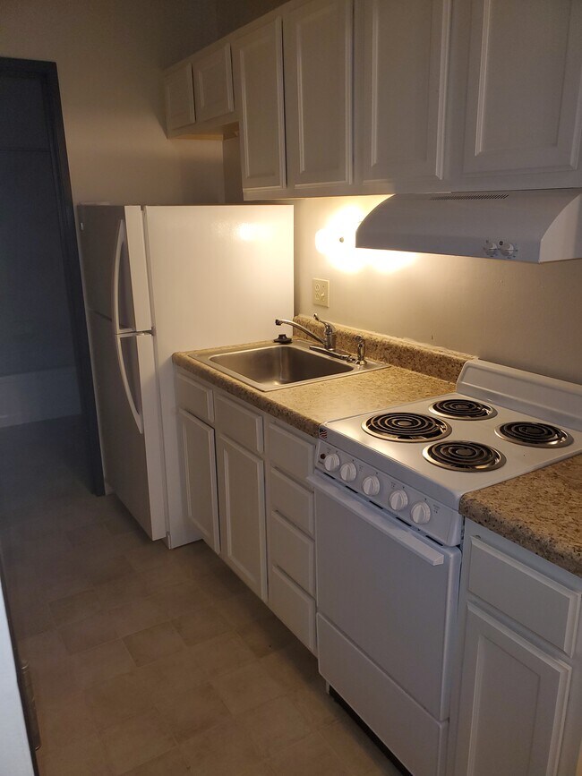 Photo - 161 Hubbard W Ave Unit 202