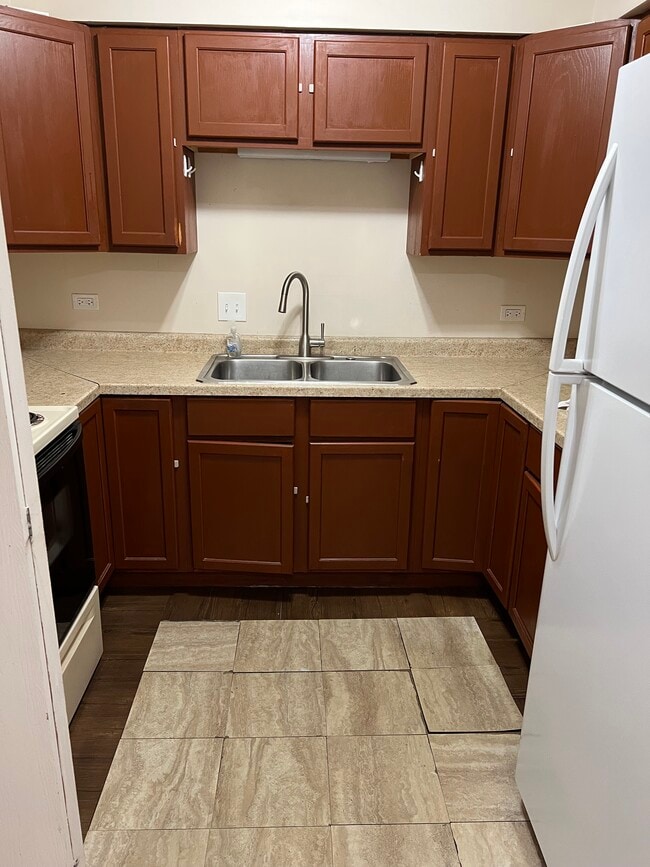 Kitchen - 2376 Good Speed Ln Unit C