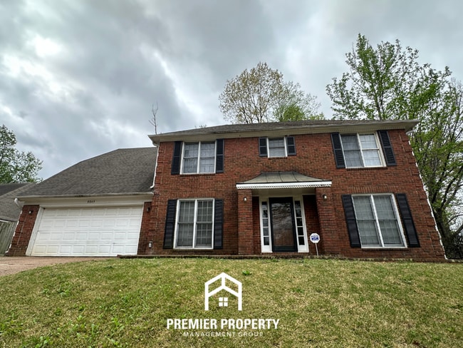 Building Photo - Stunning 4BR Cordova Home | Chef's Kitchen with Island, Formal Dining & Fireplace