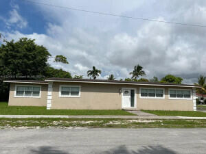 Photo - 17450 NE 3rd Ave House
