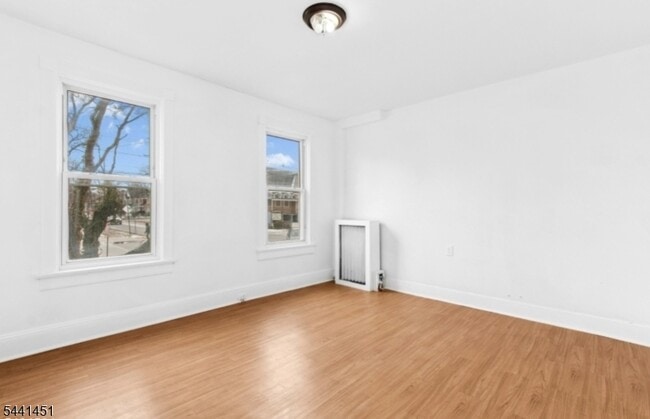 Photo - 162 W 2nd Ave