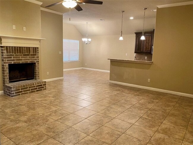 Photo - 740 Westgate Dr