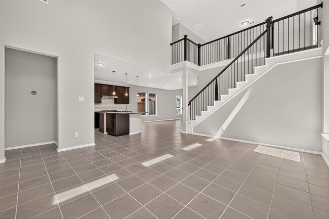 311 Violet Crown Ln