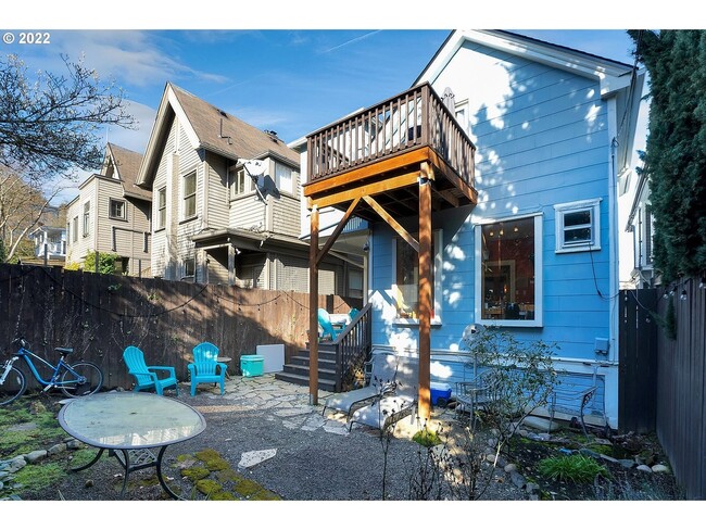 Photo - 2338 NW Hoyt St