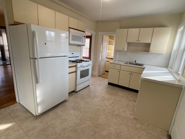 Building Photo - 9 Wilson Park Unit 3