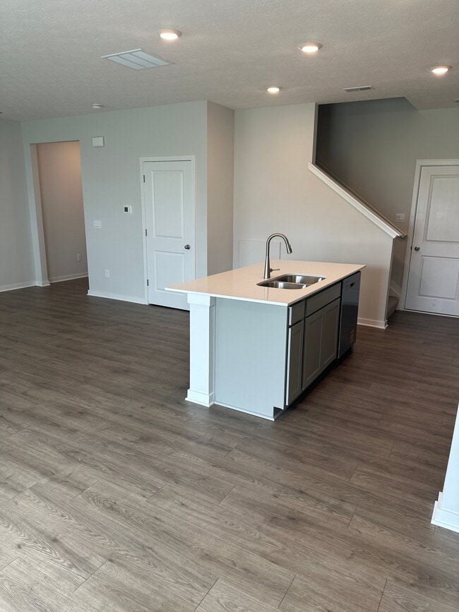 Photo - 6306 Marinelli Dr N