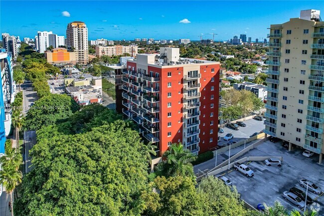 Building Photo - 3410 Coral Way Unit 405 Rental