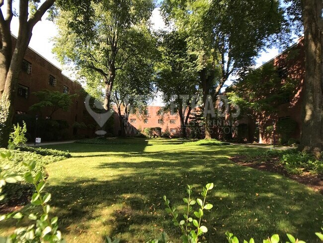 Photo - 108 Sewall Ave Unidad 1