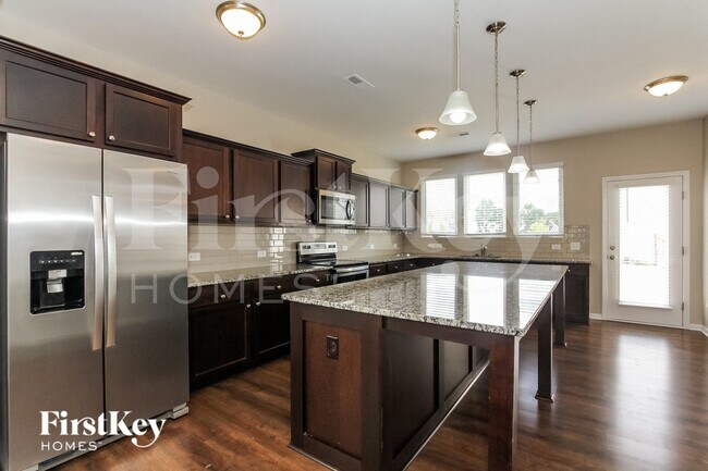 Photo - 505 Contentment Dr