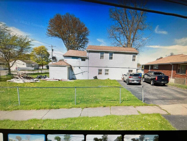 Photo - 7324 Girard Ave Apartment Unit 2 upper