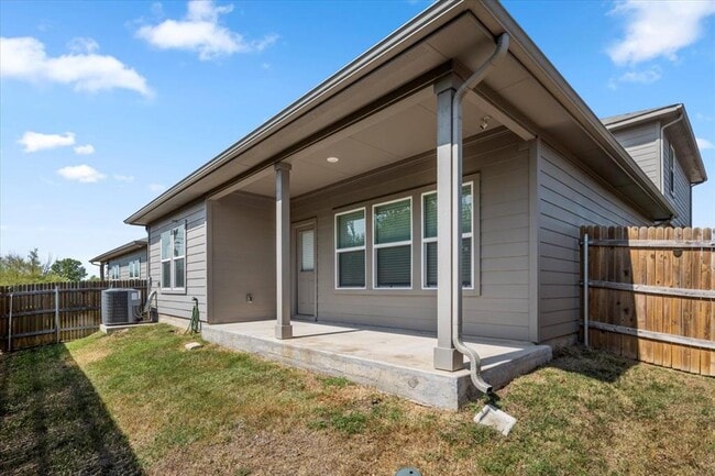 Photo - 5705 Brocade Dr