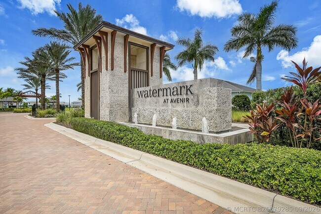 9308 Crestview Cir