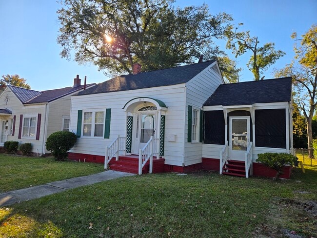 Building Photo - 1315 Beman St