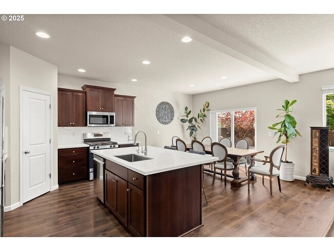 Cocina - 16954 NW Antonio St