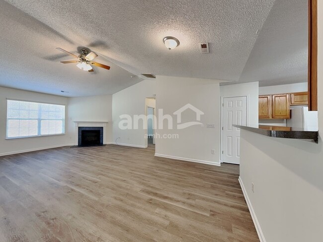 Photo - 110 Berwyn Ct