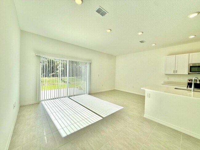 Photo - Riverside living redefined - 3Bedrooms/2.5Baths newly built townhome in Edgewater!