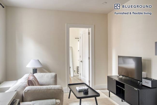 Photo - 138 E 38th St Unit FL9-ID1910