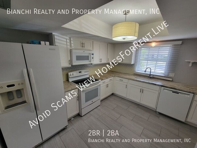 Photo - 1657 S Lake Ave Unidad #3
