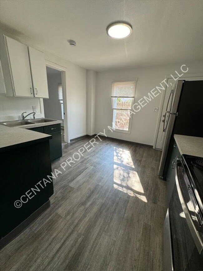 412-418 Fourth Street South
