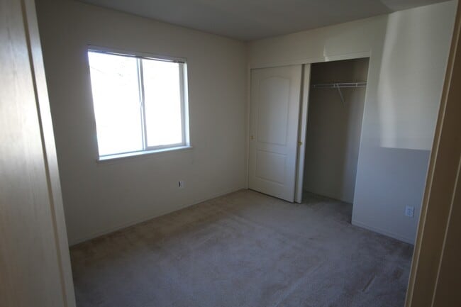 Photo - mar235 Unit A