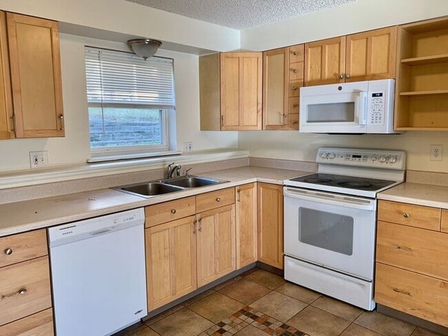 Photo - Great 2 Bedroom, 1 Bathroom Condo in Fort Collins, CO - On Spring Creek Trail Near Edora Park!