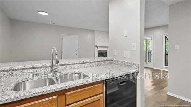 1900 Tryon Dr Unit 3 - 1