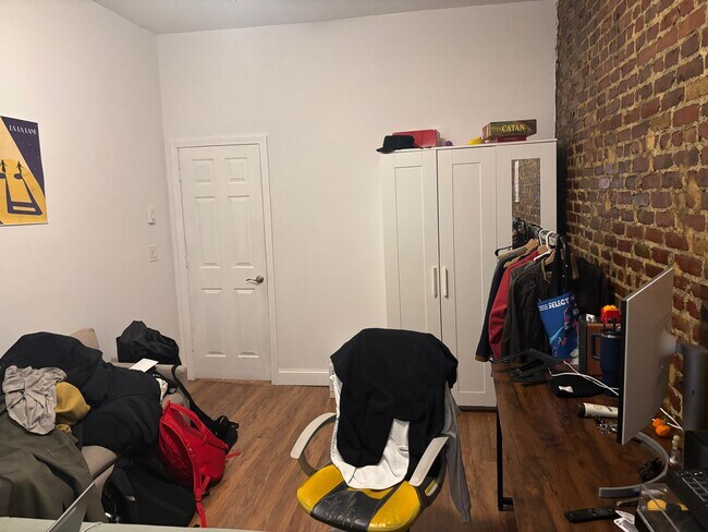 Building Photo - 111 Norway St Unit 202