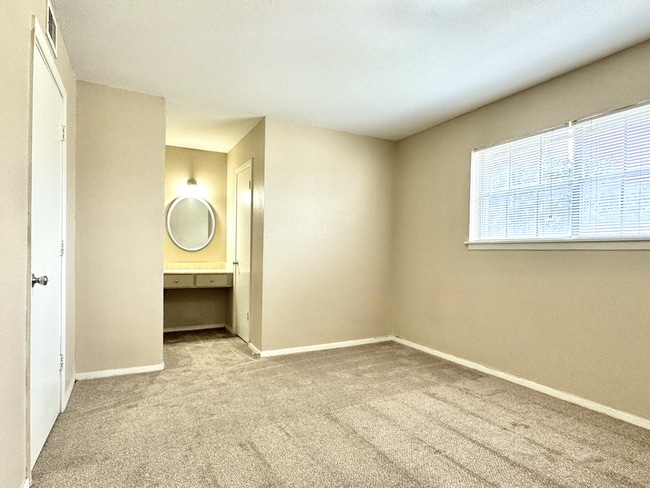 Canterbury House Apartments