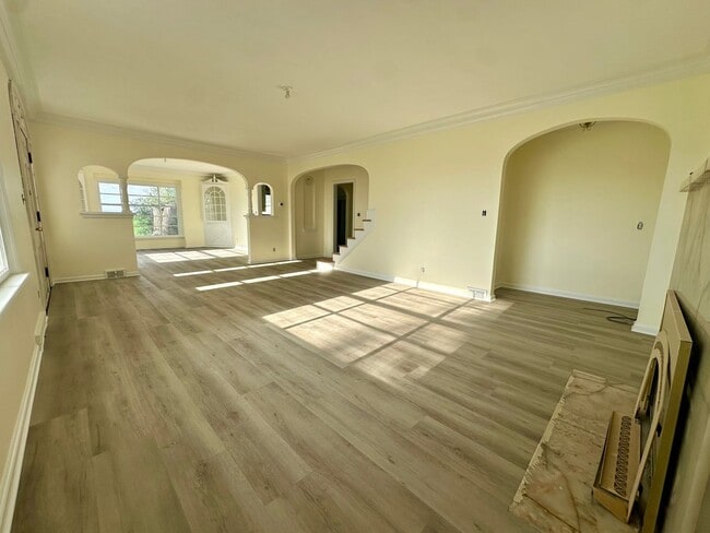 Photo - Country Home For Rent!