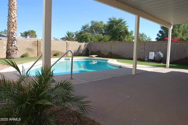 Photo - 2111 N Bullmoose Dr