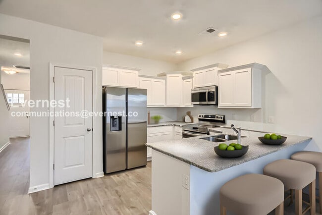 Photo - 234 Ansley Wy