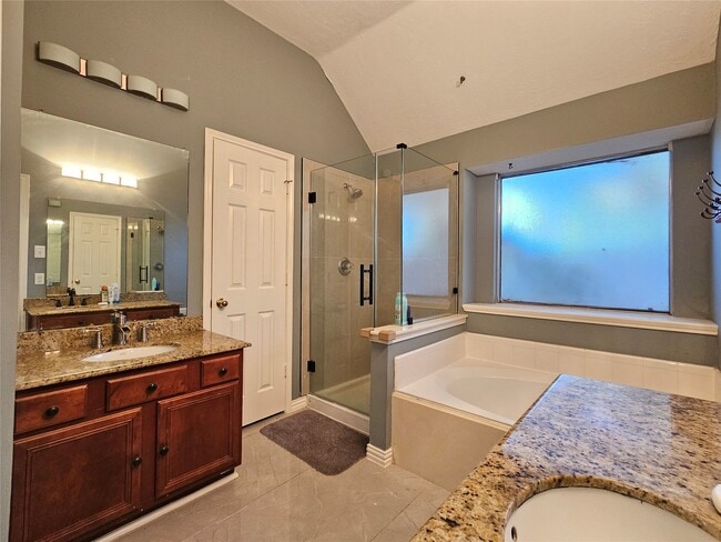 Building Photo - 8807 Vista Springs Dr