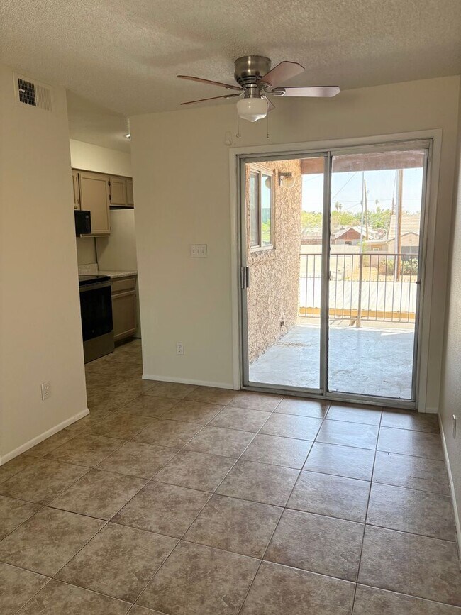 Photo - 2220 W Dora St Unit 225
