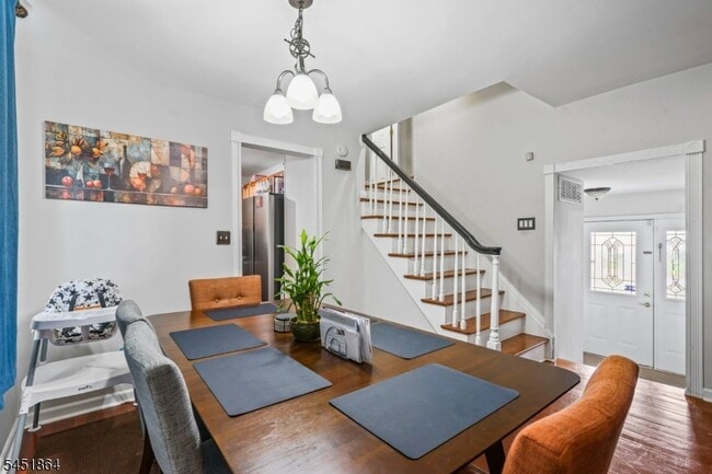 Photo - 116 7th St