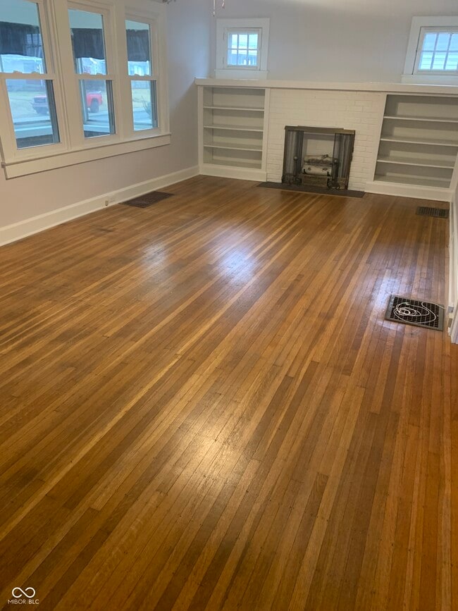 Photo - 717 N Emerson Ave