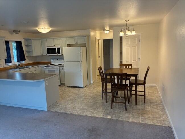 Building Photo - 1794 E Neil Cir Unit 3 Rental