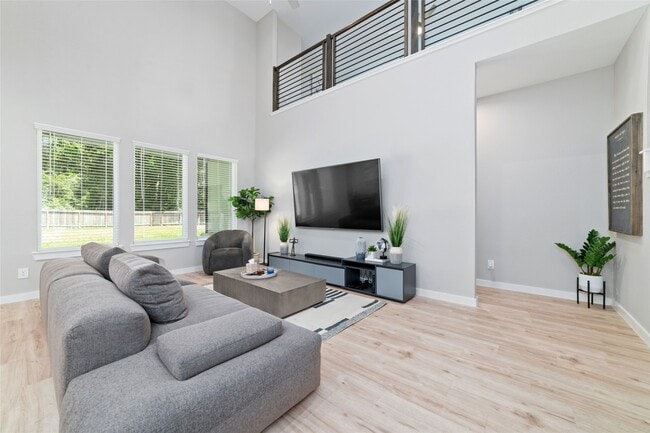 Photo - 10332 Rainbow Cove Ln