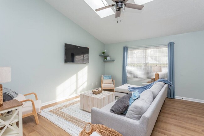 Photo - 309 Redan Dr