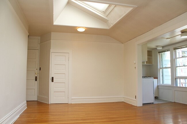 Photo - 2234-2238 SW Vista Ave Unit 4
