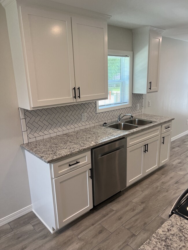 Photo - 2515 Kavanaugh Rd