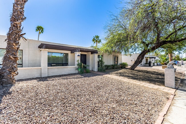 Photo - 11051 N 44th Ct