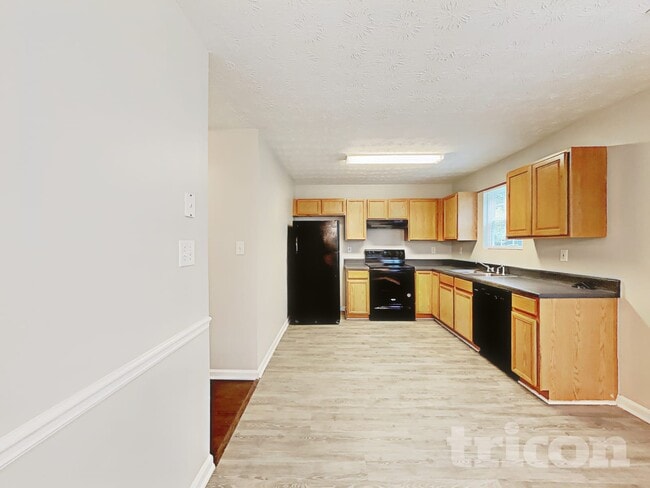 Photo - 1124 Patriot Cir